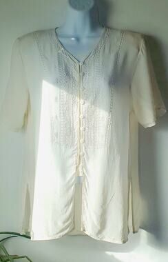 Deluxe Womens Cream Short Sleeve Silk Embroidered Blouse Size M Asian Hippie 90s